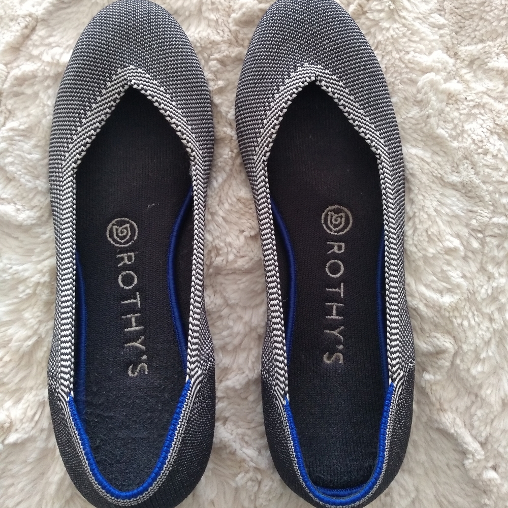 EUC Rothy's birdseye round flats